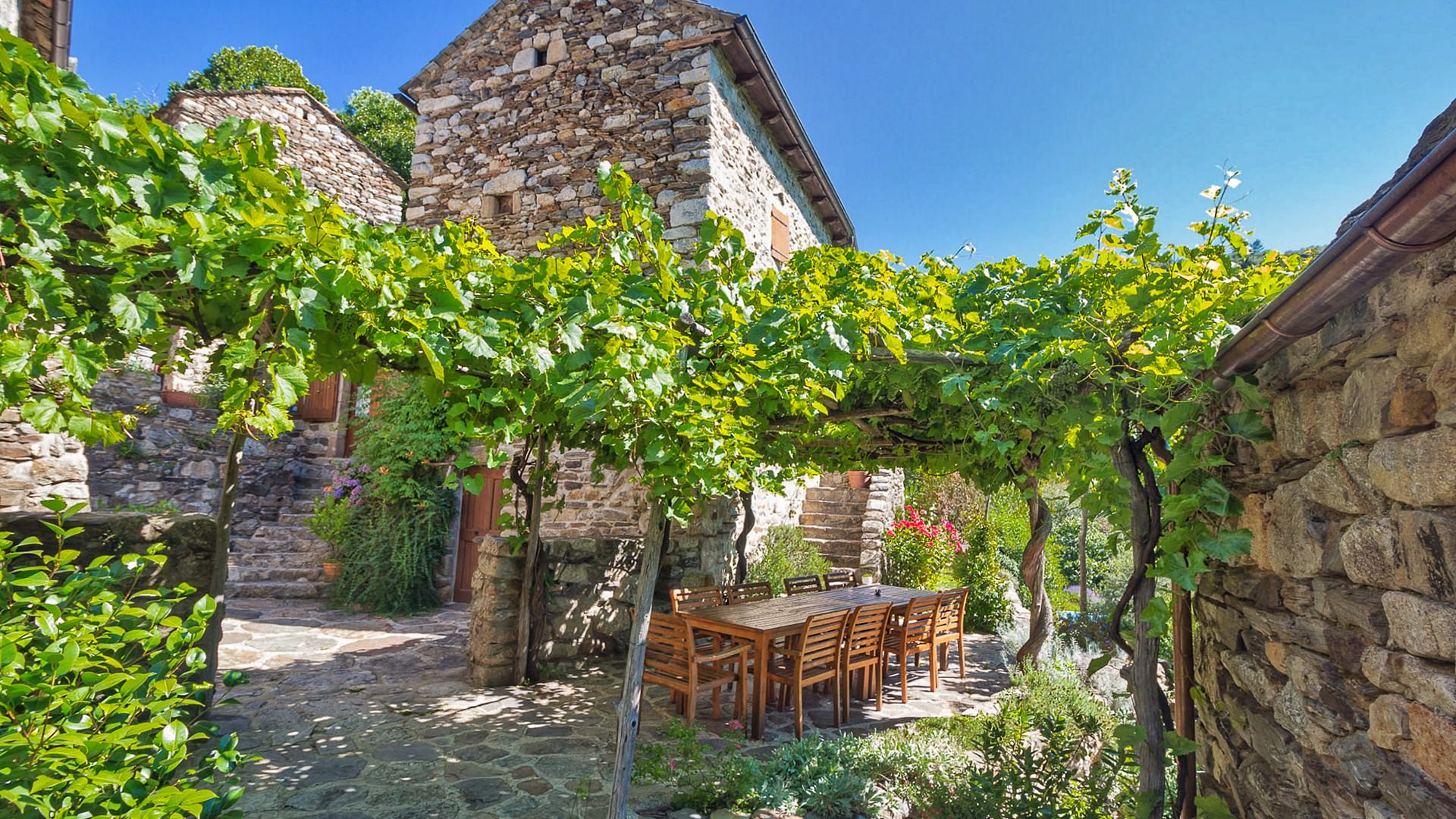 Au Portaou - Terrasse idyllique - Table d'hôtes